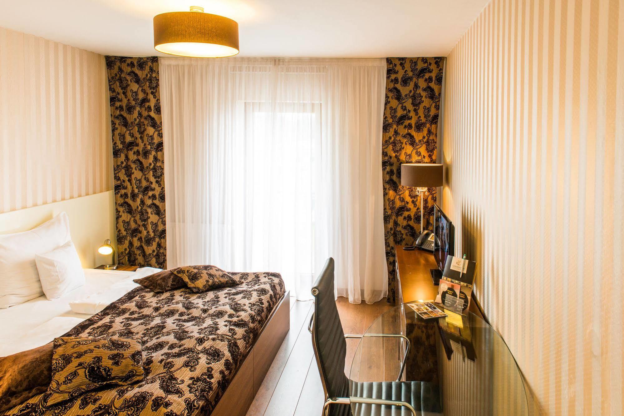 بلزن Golden Fish Apartmany Xia المظهر الخارجي الصورة