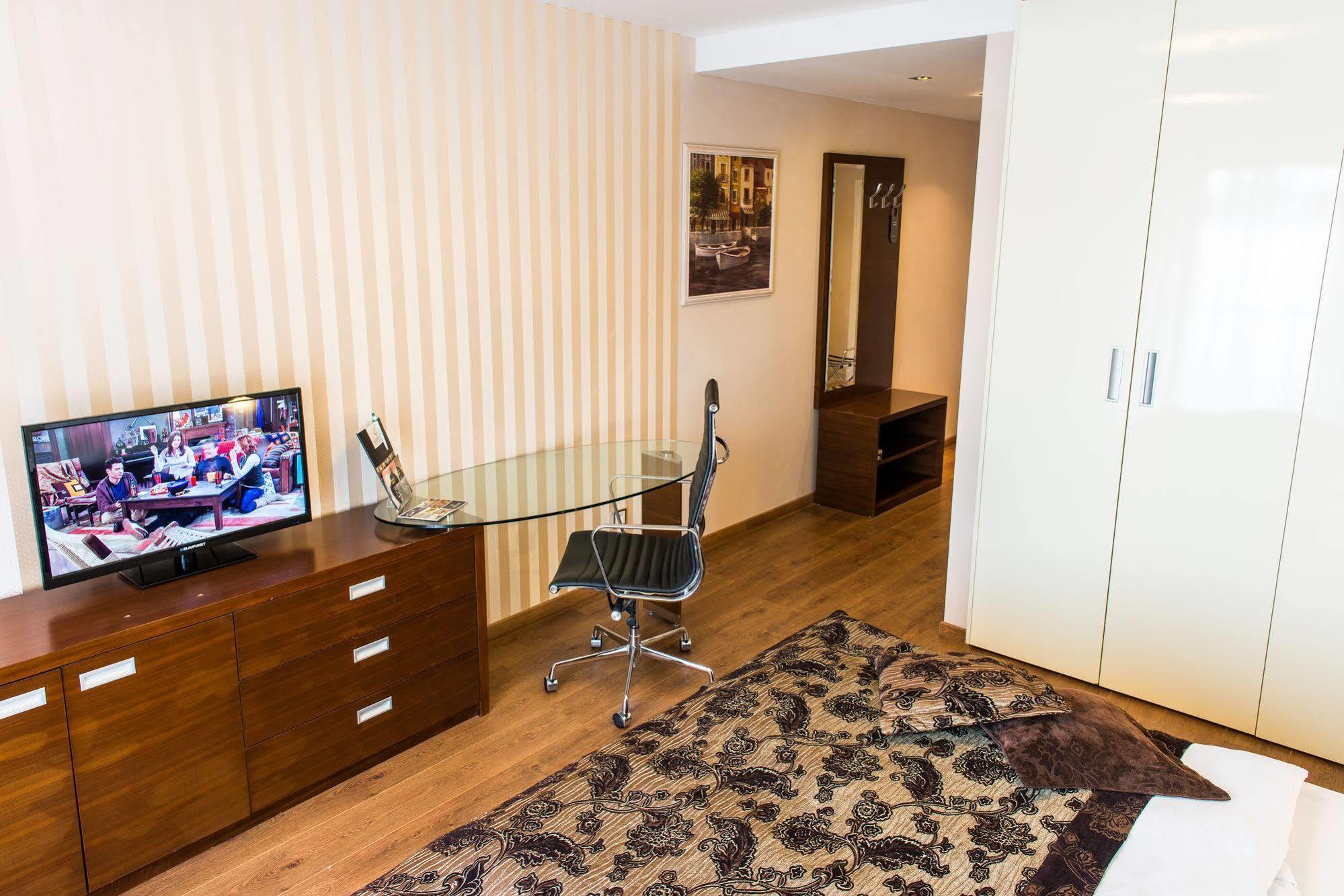 بلزن Golden Fish Apartmany Xia المظهر الخارجي الصورة